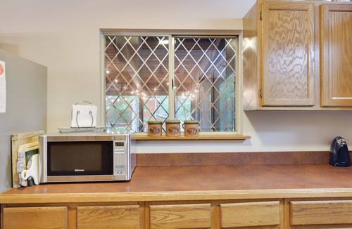Locust Lake Village Ski Chalet | Steps from the Lake! Fire Pit, STPs, Fall Foliage and Holidays in the Mountains!