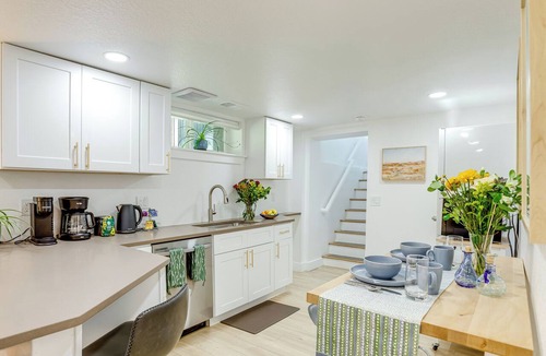 Washington Park West Apartment | Steps from Wash Park: Modern Apt, Patio + Parking