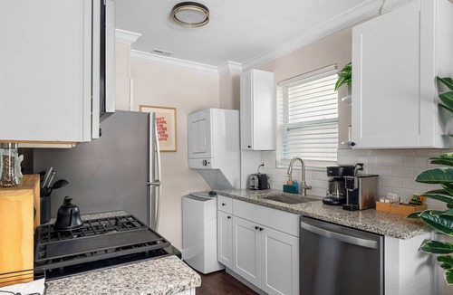 Hyde Park Apartment | Steps to Bayshore! 3 Min to TGH, Downtown Tampa - Cozy 1 bedroom Apt
