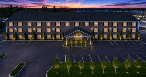 Ellsworth Hotel | Stone Park Ellsworth-Bar Harbor