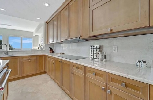 Longboat Key Condo | Stunning 3 bedroom Gulf View Condo! Paradise awaits you!
