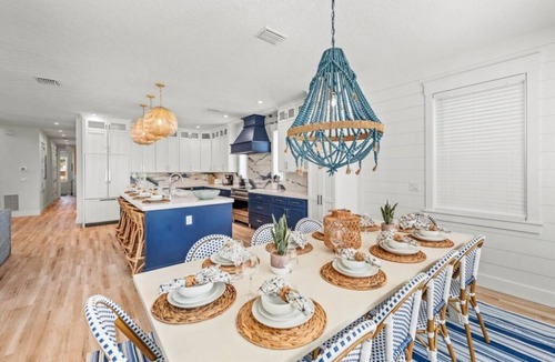 Sarasota House | Stunning Home w/Pool, Slide & Spa & Rooftop Views!