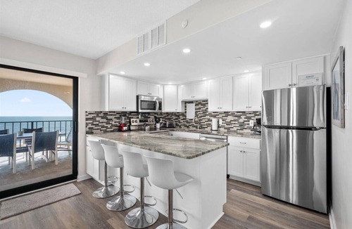 Little Salisbury Condo | Stunning Oceanfront 2 Bedroom With Outdoor Pool!