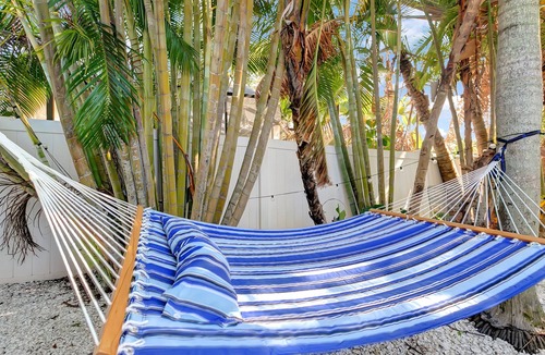 Harbor Hills House | Stunning Waterfront home | Heated Pool | Private Dock | Minutes to Beaches
