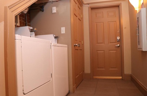 Columbus Apartment | Stylish Downtown Studio in the SouthEnd, C.Ave# 3