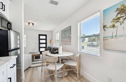 Treasure Island Apartment | Stylish Treasure Island Escape