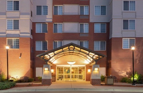 Dupont Apartment | Suite Near Denver Airport | Free Shuttle+Breakfast