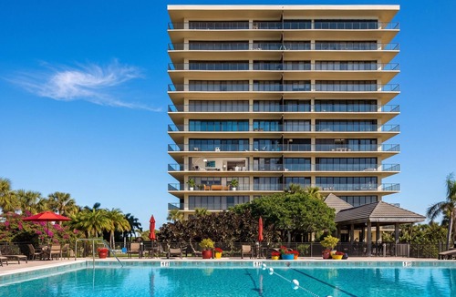 Sunset Beach Condo | SUMMER by the sea! LUXURY condo w/OFFICE, GULF & CITY VIEW-SPECTACULAR