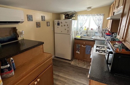 Wareham Center Cottage | Summer cottage- weekly rental