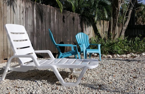 Altamont Manor Apartment | Sun, beach, and great savings: huge discounts on holiday destinations!