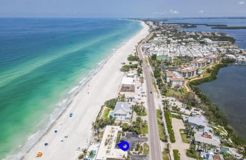 Longboat Key Apartment | Sun Salt Sand New Opening August 1st - 6th!