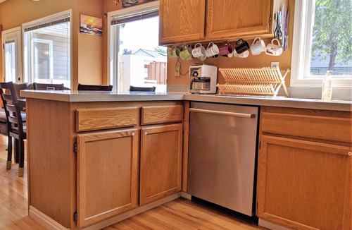 Boise House | Sunlit & Spacious 3 BR Home Wonderfully Located!