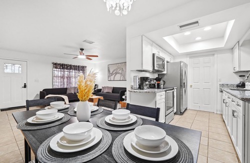 Sarasota Springs House | Sunny 3BR Oasis Water View Beach Gear Fully Fenced Yard Near Siesta Key