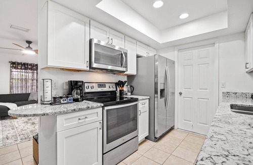 Sarasota Springs House | Sunny 3BR Oasis Water View Beach Gear Fully Fenced Yard Near Siesta Key