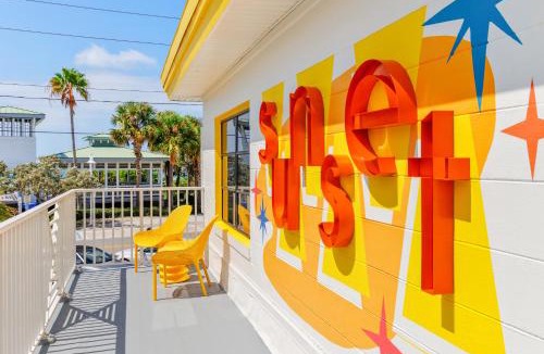 Sunset Beach Hotel | Sunset Inn and Cabanas