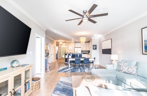 Sunset Island House | Sunset Island 6 Sunset Island Drive, Unit 2C