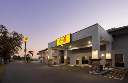Ellenton Hotel | Super 8 by Wyndham Ellenton Bradenton Area