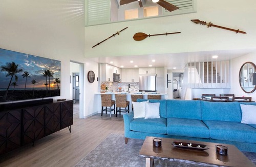 Waikoloa Village Apartment | Sweeping Views - Spacious 3 Bds!