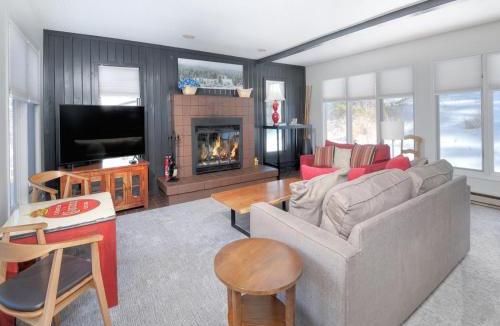 Highland Meadows House | Tahoe Drive 2338