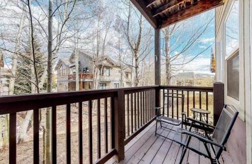 Frisco Apartment | Tarn Landing B7