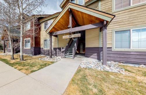 Frisco Apartment | Tarn Landing B7
