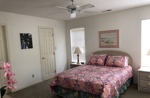Little River Condo | “The Bungalow” Beach/Golf/Rest & Relaxation