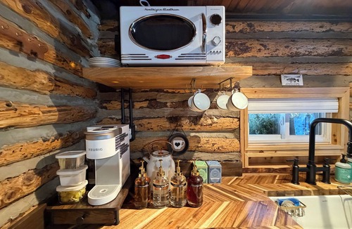Lake Harmony Cabin | "The Catch" Waterfront Log Cabin for Two, Hot Tub