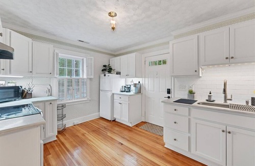 West Southern Pines Cottage | The Cottage at Knollwood Manor