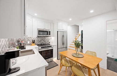 Mount Pleasant Apartment | The Double-Deluxe at Mt. Pleasant 2BR NEW Ldry "P"