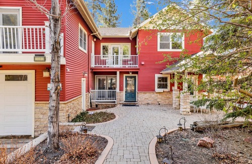 The Village Cabin | THE Grand Chalet #1989