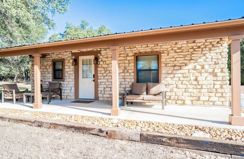 Wimberley Cabin | The Mockingbird Cabin - Peaceful Hill Country Getaway
