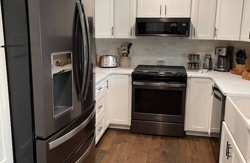 Stonington Apartment | The Net Loft of Stonington “C”