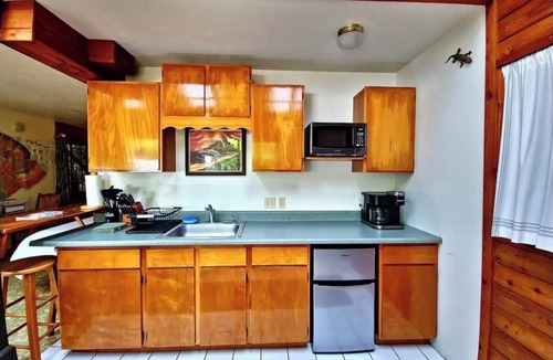 Volcano Cabin | The Pacifica Inn