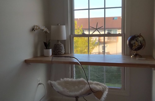 Bethany Beach House | The Pink House: New 100 Steps to the Beach! Avail August 14-21, minimum 5-nights