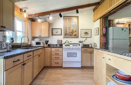 Gouldsboro House | The Pond House At The Farm