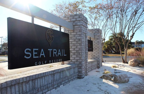 Sea Trail Apartment | The Royal Suite at 215