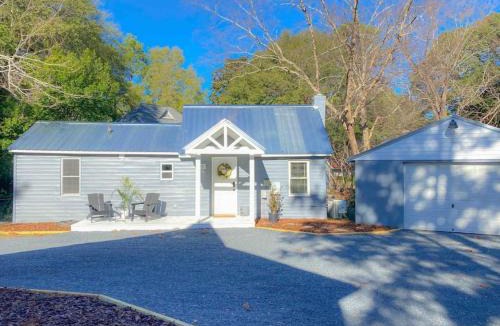 Southern Pines House | The Shire 255 D - Solitude - Downtown