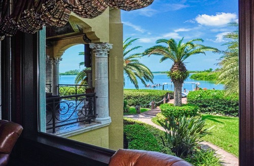 Tierra Verde House | Tierra Verde - St. Petersburg Waterfront Mansion Estate - Pool - Boat Dock