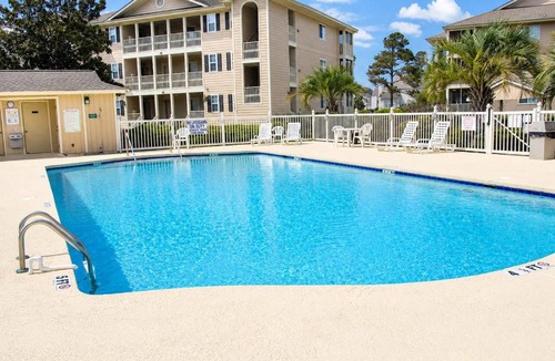 Cherry Grove Beach Apartment | Tilghman Shores A4 2BR End Unit Screened Porch Close to Beach