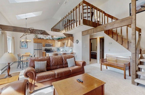 Wildernest Condo | Top-floor condo with mountain views, easy skiing, balcony & hiking
