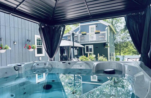 East Stroudsburg House | Tranquility in 3br Pocono house Private Pool, Sauna,Hot tub, game room, fire pit