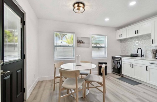Treasure Island Apartment | Treasure Island Retreat