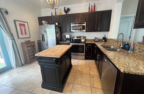 South Seminole Heights House | Trendy Modern Bungalow 7 min from Downtown