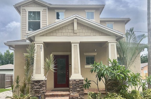 South Seminole Heights House | Trendy Modern Bungalow 7 min from Downtown