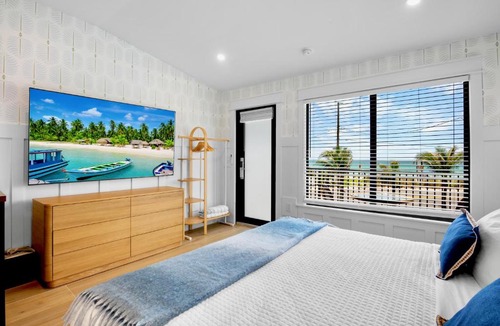 Bradenton Beach Hotel | Tropic Isle At Anna Maria Island Inn