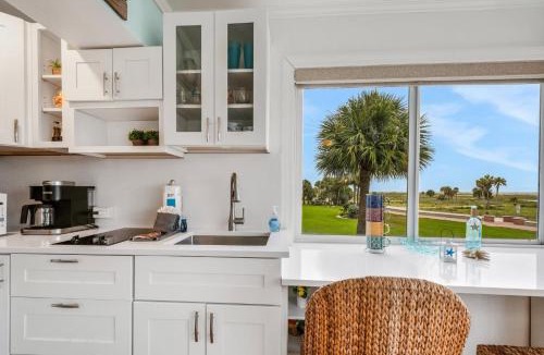 Treasure Island Apartment | Tropic Terrace Resort #27 -Beach View Suite