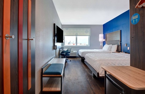 St. Petersburg - Clearwater Hotel | Tru By Hilton St. Petersburg Downtown Central Ave, FL
