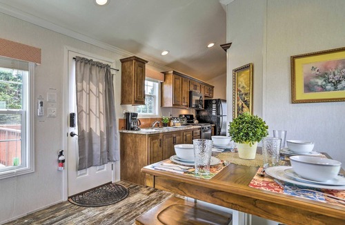 Pleasant Mount Villa | Twin Cottage Retreat · Poconos Luxury Stay