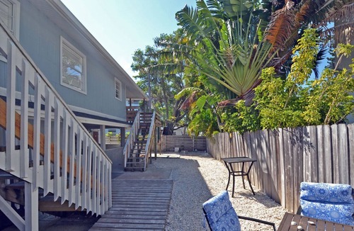 Ilexhurst Condo | Two Bed One Bath Beach Side Rental on Anna Maria Island steps to Holmes Beach