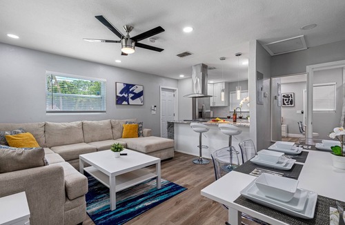Sulphur Springs House | Two Units Combined Sleeps 12 People